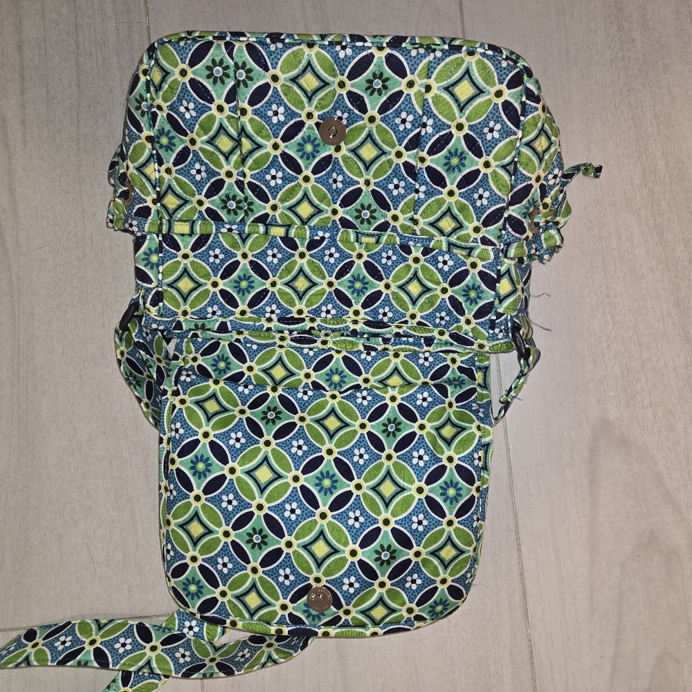 Vera Bradley Lindsay Crossbody, Daisy Daisy, NWOT - Picture 8 of 15